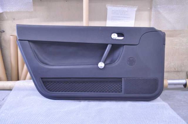 【中古】中古部品 アウディ TT 8NBVR 左フロントドアトリム 【3310580000-250725001613250】