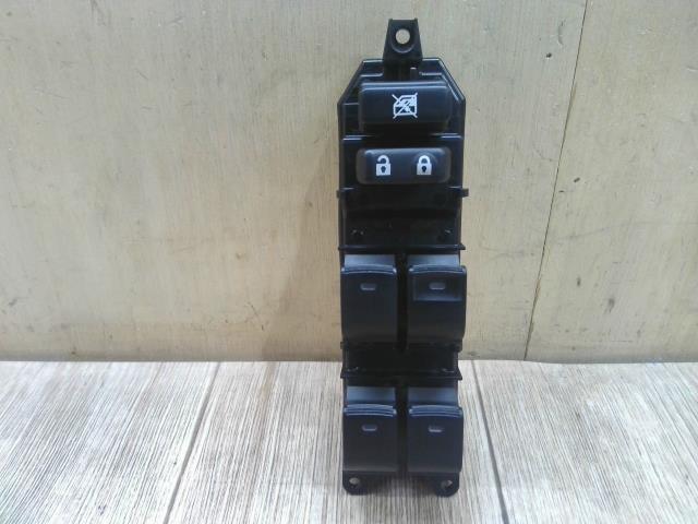 【中古】中古部品 マークX GRX130 パワーウインドウスイッチ 【3310390100-250722001061900】