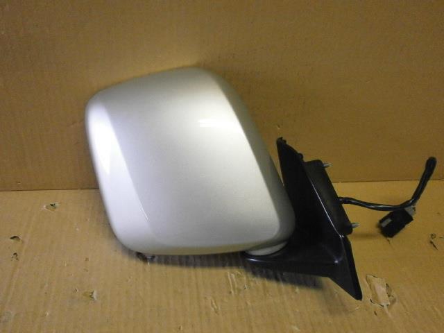 【中古】中古部品 デリカD3 BM20 右サイドミラー 【3340200100-903860000013500】