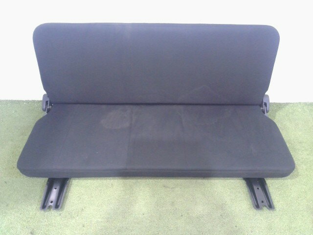 【中古】中古部品 ハイゼット S331V リアシート 【3310090100-202507079670800】
