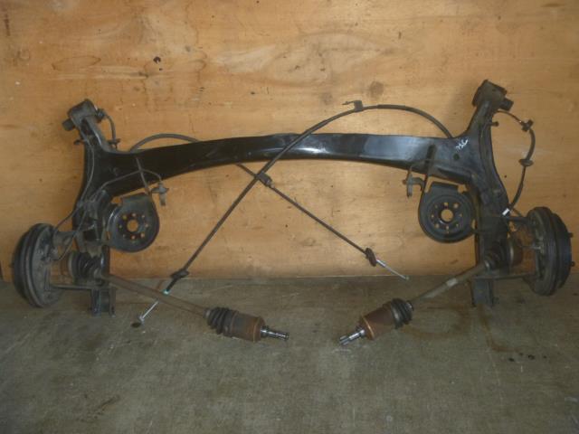 【中古】中古部品 N−BOX JF4 リアアクスルビーム 【3330370100-000253013453500】