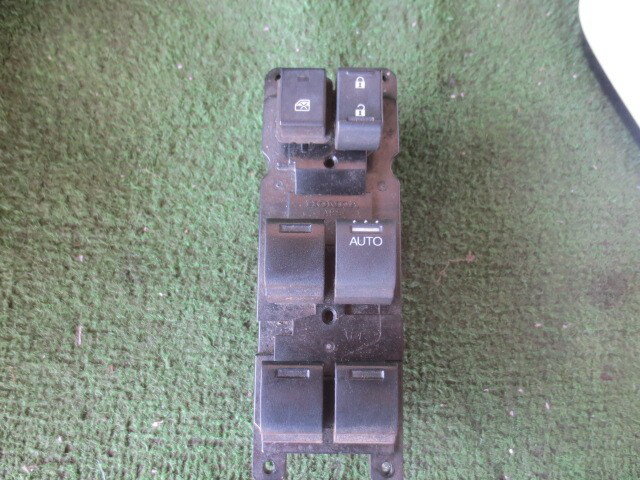 【中古】中古部品 N−BOX JF1 パワーウインドウスイッチ 【3340240100-202500006661900】