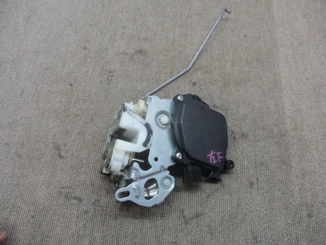 【中古】中古部品 アイ HA1W 左フロントドアロックソレノイド 【3540020100-000007071864560】