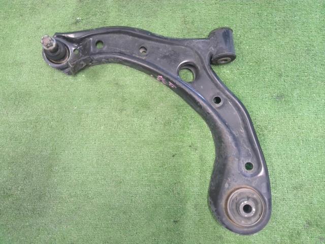 【中古】中古部品 N−ONE JG1 左フロントロアアーム 【3310200100-000022116551740】