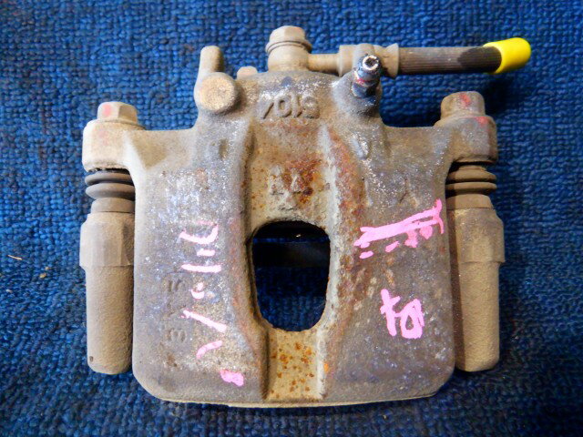 【中古】中古部品 NV100クリッパー U71V 右フロントキャリパー 【3340140100-000025112644330】