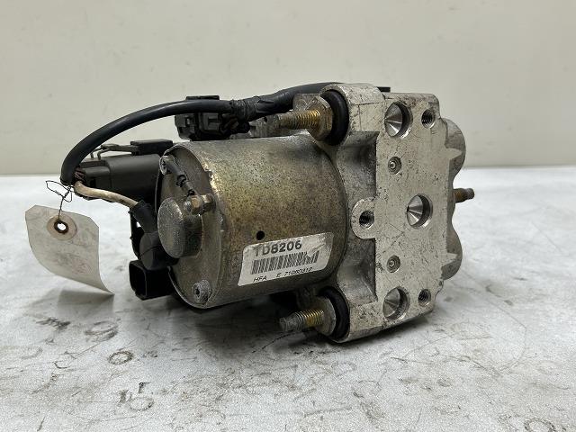 【中古】中古部品 ステージア WGC34 ABSアクチュエーター 【3310070100-000073024042500】