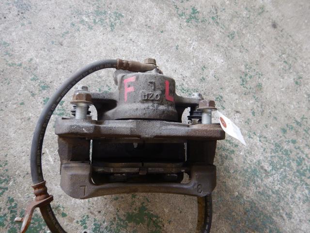 【中古】中古部品 SAI AZK10 左フロントキャリパー 【3330810100-250805000344360】