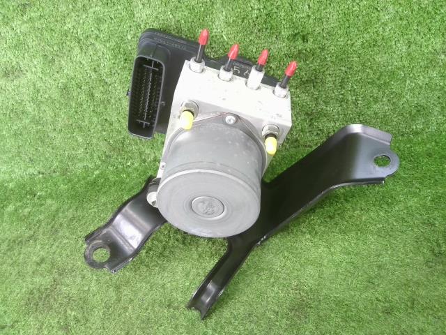 【中古】中古部品 レクサス RX AGL20W ABSアクチュエーター 【3330990100-250711000242500】