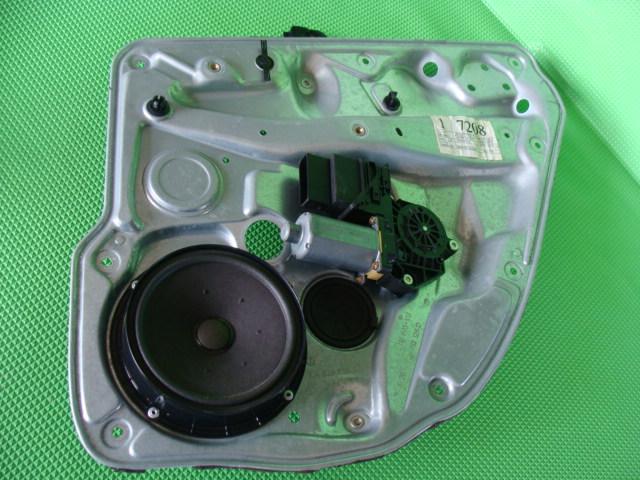 【中古】中古部品 VW ゴルフ 1JAGU 右リアドアレギュレータ・モーター 【3340220100-000998109013320】