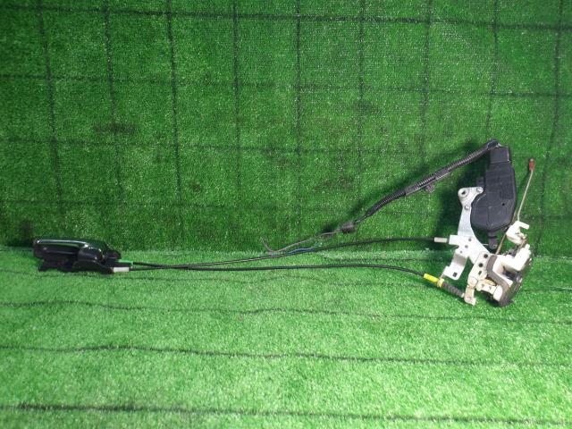 【中古】中古部品 ムーヴ L160S 左フロントドアロックソレノイド 【3330420100-250801000364560】