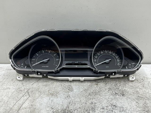 【中古】中古部品 プジョー 208 A9HN01 スピードメーター 【3310070100-0000Y0770361400】