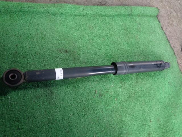 【中古】中古部品 ムーヴ L150S 左リアショックアブソーバー 【3340030100-027174800050800】