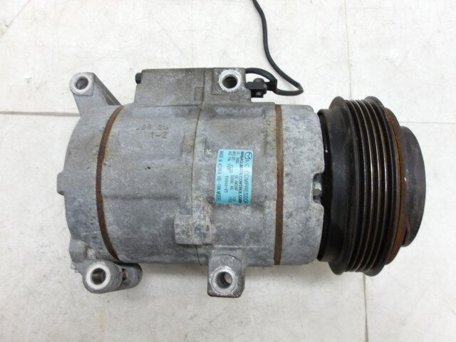 【中古】中古部品 プレマシー CWEFW A/Cコンプレッサー 【3310250100-000253029160700】