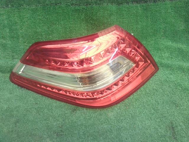 【中古】中古部品 ティアナ J32 左テールランプ 【3260240000-250804000215600】