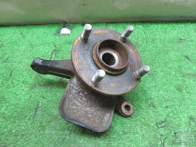 【中古】中古部品 キャロル HB25S 右フロントロアアーム 【3330380100-000031044051720】