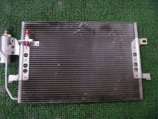 【中古】中古部品 ベンツ Aクラス 168133 コンデンサー 【3310250100-001056613060600】