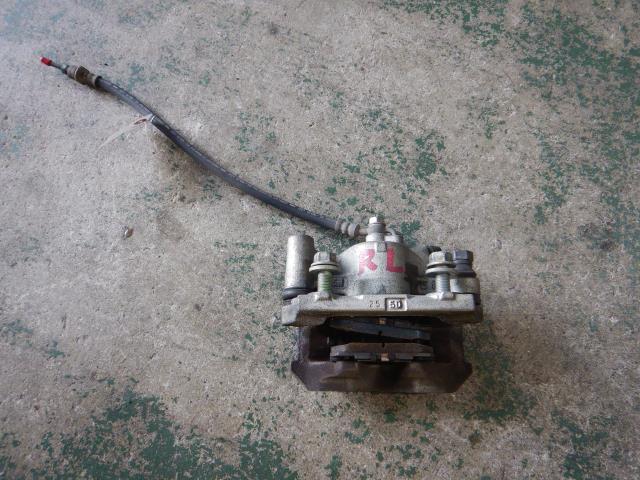 【中古】中古部品 クラウン AWS210 左リアキャリパー 【3330810100-250820000644460】