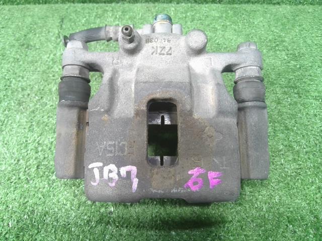 【中古】中古部品 ライフ JB7 右フロントキャリパー 【3330900100-000025109744330】