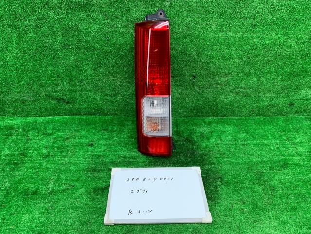 【中古】中古部品 エブリィ DA64W 左テールランプ 【3330991000-250819001115600】