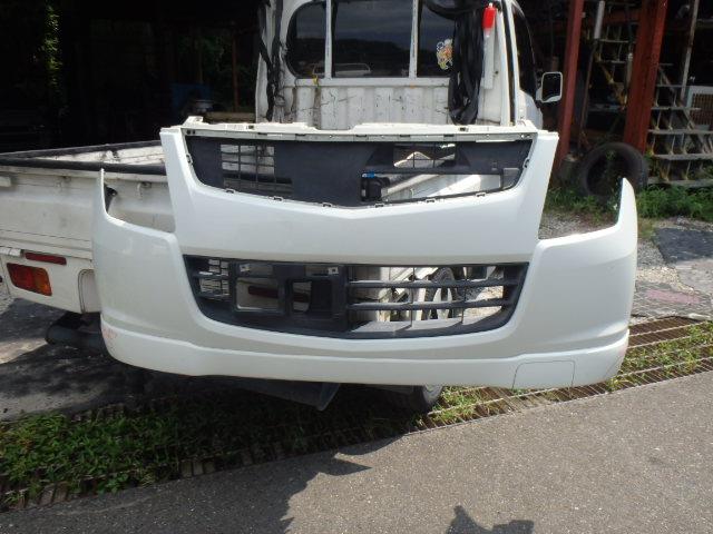 【中古】中古部品 AZワゴン MJ23S フロントバンパー 【3331010800-000023475510100】