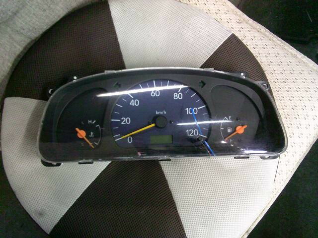 【中古】中古部品 キャリィ DB52T スピードメーター 【3330220100-250823000161400】