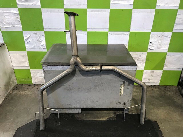 【中古】中古部品 クラウン GRS202 リアマフラー 【3330530100-000005425222500】