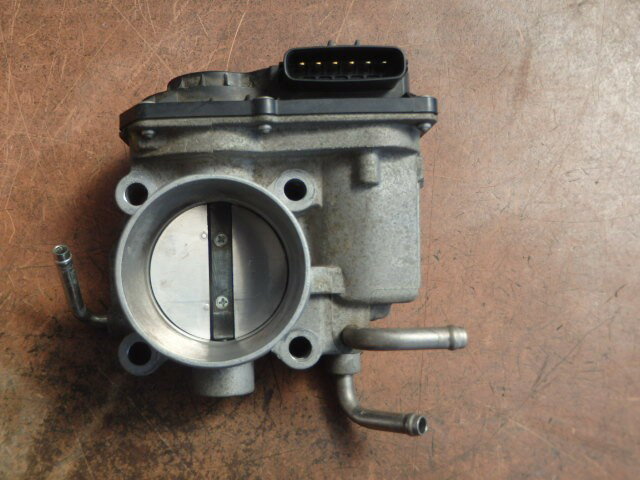 【中古】中古部品 アルファード ANH20W スロットルボディ 【3331010800-000023494620300】
