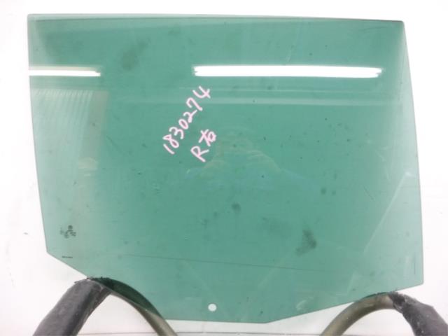 【中古】中古部品 VW ゴルフ 1KAXX 右リアドアガラス 【3310250100-001473006213330】