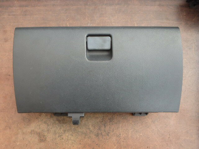 【中古】中古部品 スクラム DG63T グローブBOX 【3331010800-000023507070210】