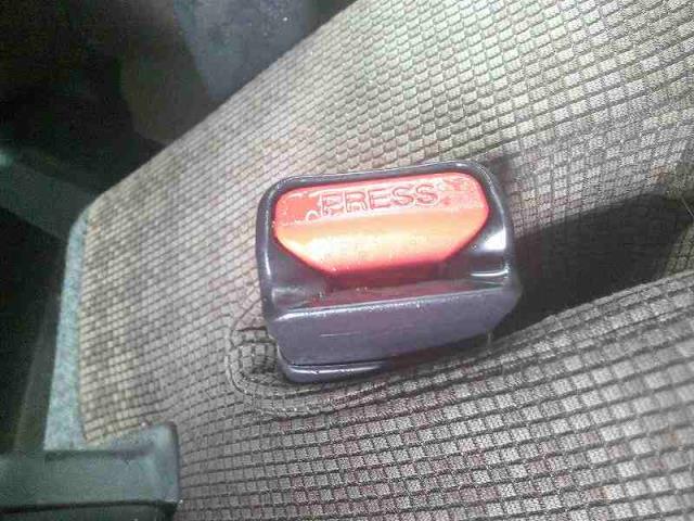 【中古】中古部品 モコ MG33S シートベルト 【3340030100-684089000077150】