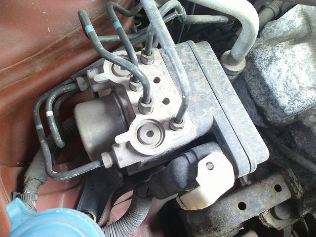 【中古】中古部品 ラパン HE21S ABSアクチュエーター 【3340030100-643880000042500】