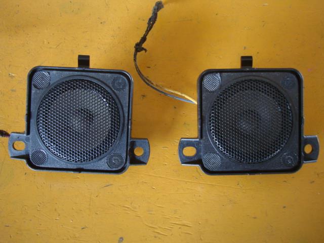 【中古】中古部品 ボルボ 70シリーズ 8B5254 スピーカー 【3340220100-001476754867500】