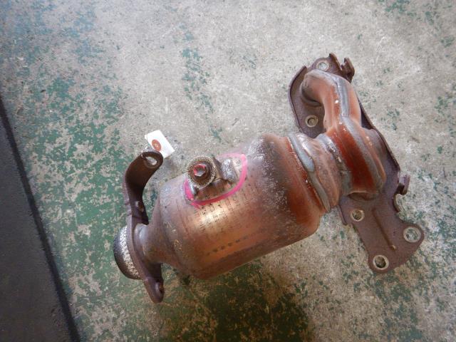 【中古】中古部品 ムーヴコンテ L575S エキゾーストマニホールド 【3330810100-250901000620160】