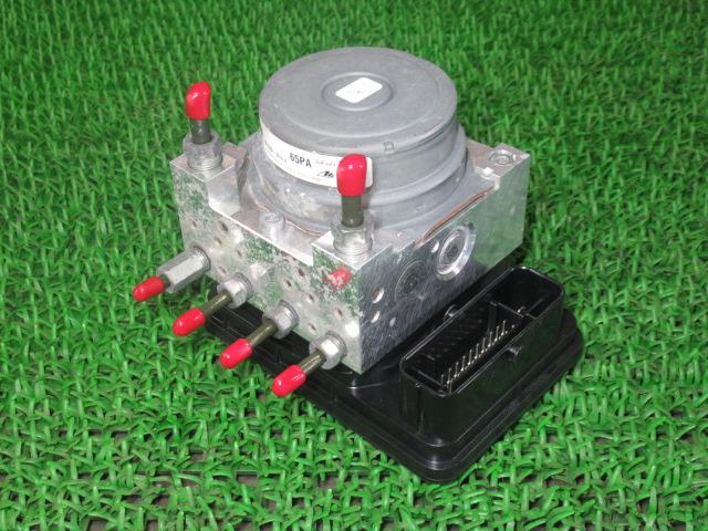 【中古】中古部品 ハスラー MR31S ABSアクチュエーター 【3330540100-250621000242500】