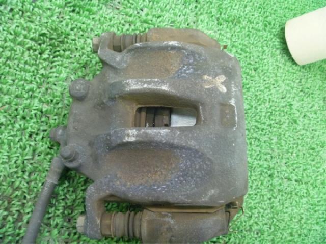【中古】中古部品 ムラーノ PZ50 右フロントキャリパー 【3310250100-001363864544330】