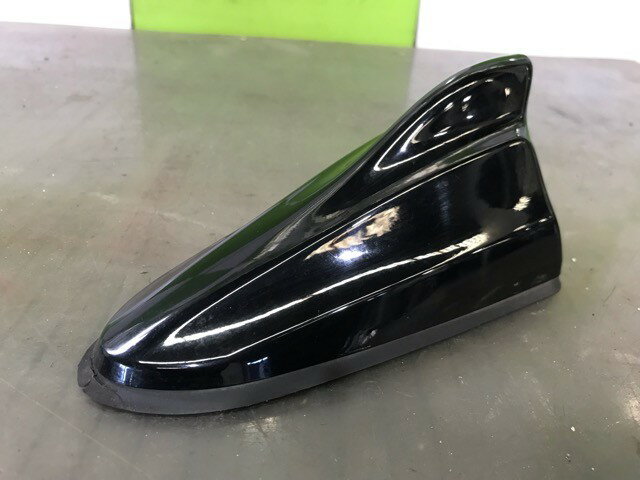 【中古】中古部品 プリウスα ZVW41W アンテナ 【3330530100-000005422161000】