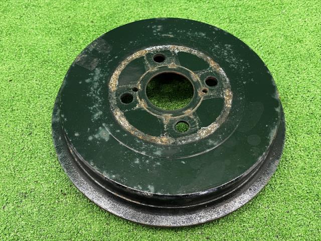【中古】中古部品 カローラアクシオ NKE165 リアドラム 【3330240100-002025596644481】