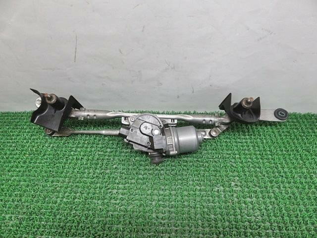 【中古】中古部品 アルト HA36V フロントワイパーモーター 【3330380100-000032008061600】