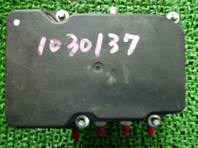 【中古】中古部品 ノート E11 ABSアクチュエーター 【3310250100-000746662742500】