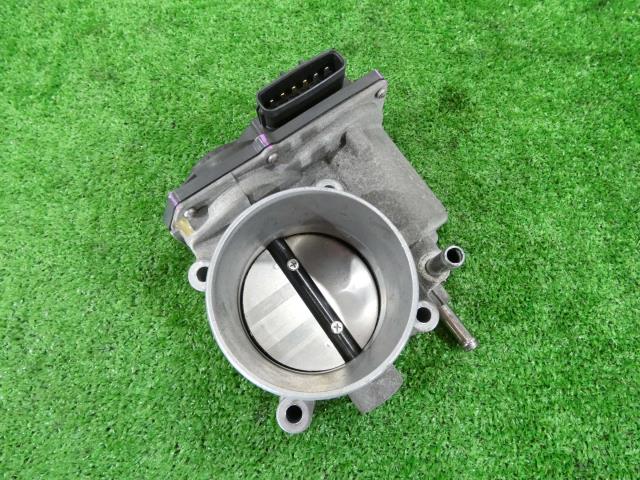 【中古】中古部品 BRZ ZC6 スロットルボディ 【3260250000-000025123920300】