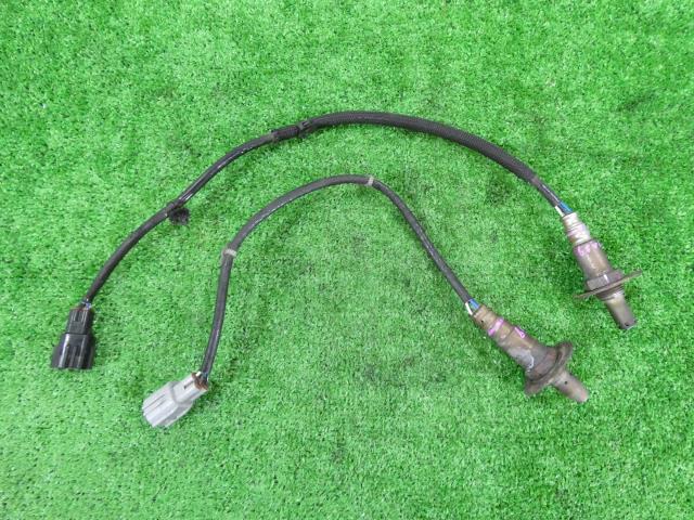 【中古】中古部品 BRZ ZC6 オーツーセンサー 【3260250000-000025123922390】