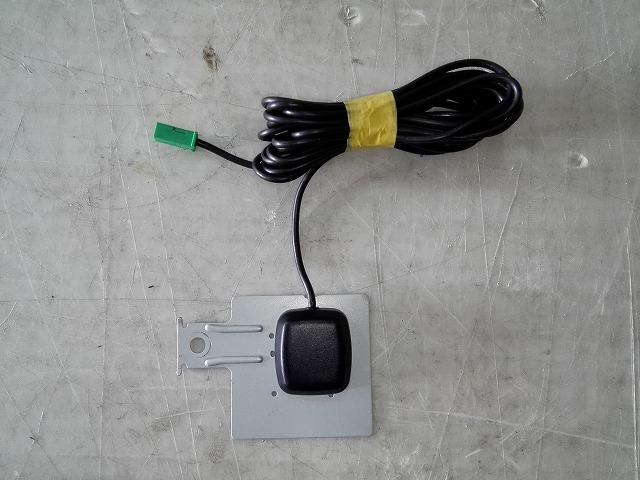【中古】中古部品 アテンザ GJ2FW アンテナ 【3310050100-250425000161001】