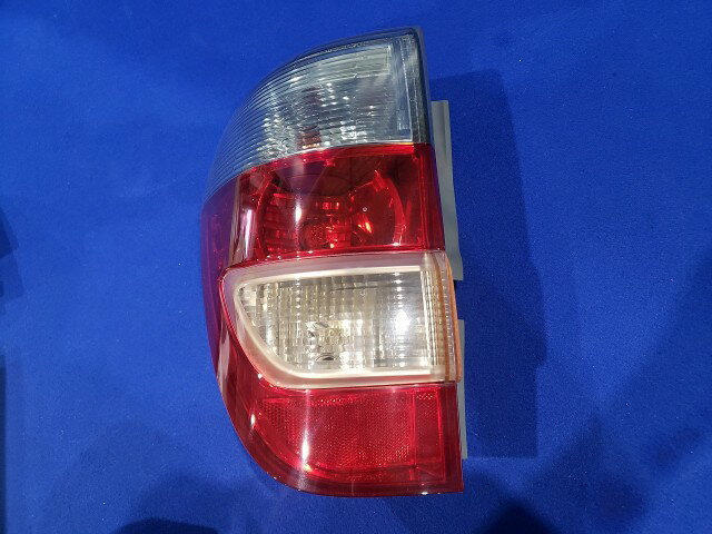 【中古】中古部品 ゼスト JE1 左テールランプ 【3310590000-202509029515600】