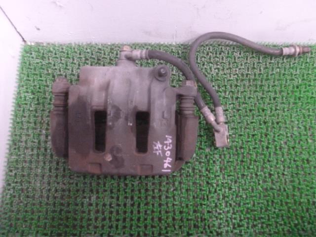 【中古】中古部品 セドリック HY34 左フロントキャリパー 【3310250100-001136838244360】