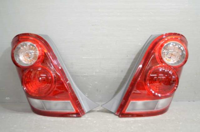 【中古】中古部品 ライフ JC1 右テールランプ 【3310580000-250911000515500】