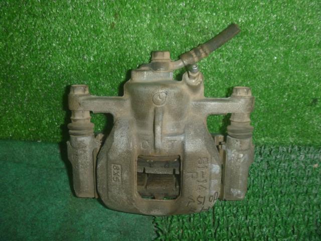 【中古】中古部品 ハイゼット S510P 右フロントキャリパー 【3330370100-000253015044330】