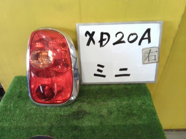 【中古】中古部品 BMW ミニ XD20A 右テールランプ 【3331010600-250828000215500】