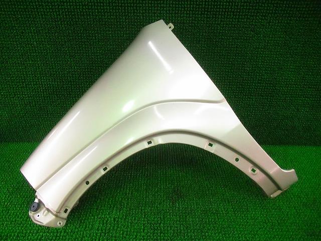 【中古】中古部品 KEI HN22S 左フロントフェンダー 【3330210100-000037158010700】