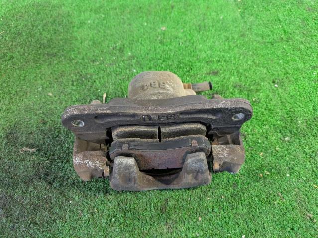 【中古】中古部品 アクティ HA4 左フロントキャリパー 【3310080100-250626000144360】