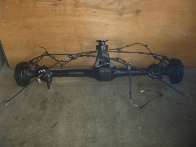 【中古】中古部品 タント L385S リアアクスルホーシング 【3330370100-000253015541200】